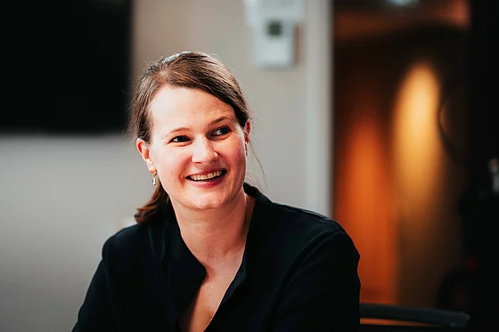 Dr. Nadja Grabenströer, CFO von SupplyX, lächelnd im Porträt